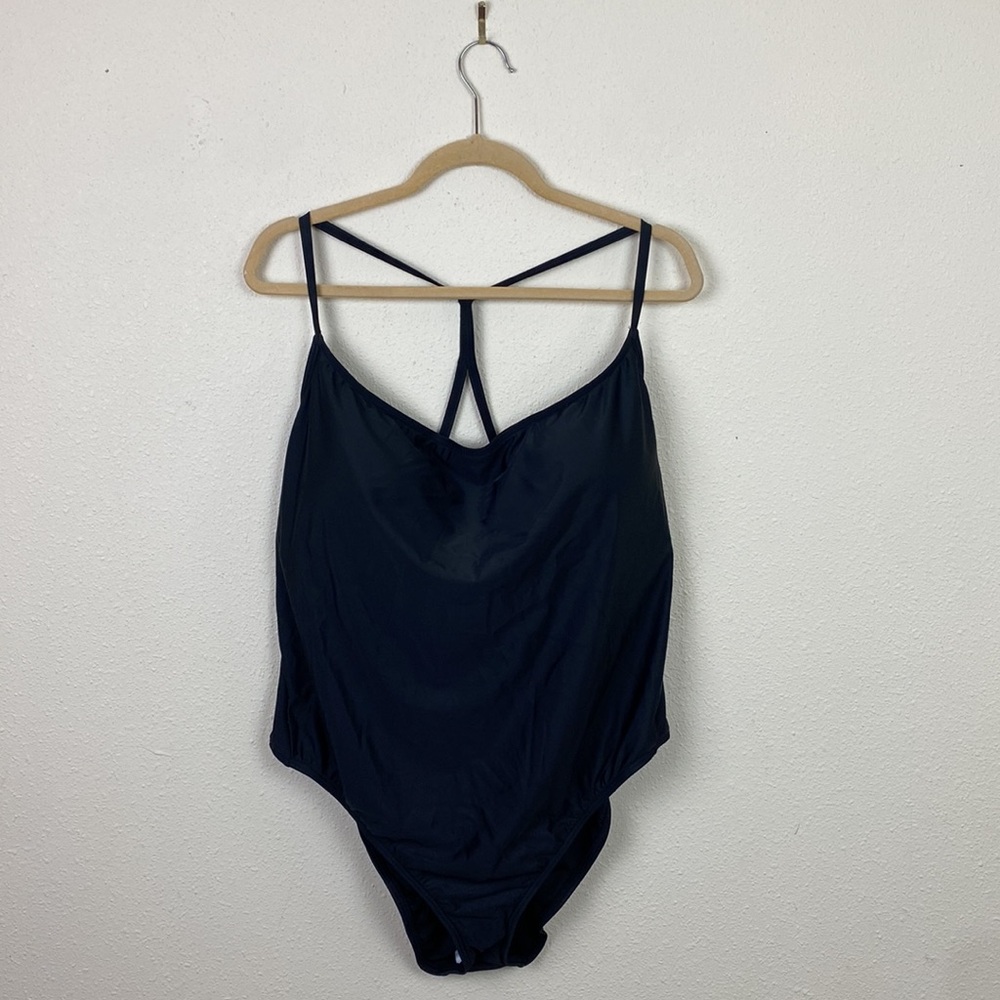 NWT J. Crew | Black Colorblock Plus Size One Piece Swimsuit 24